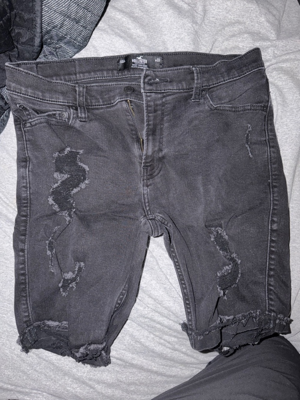 Hollister Men's Black shorts
